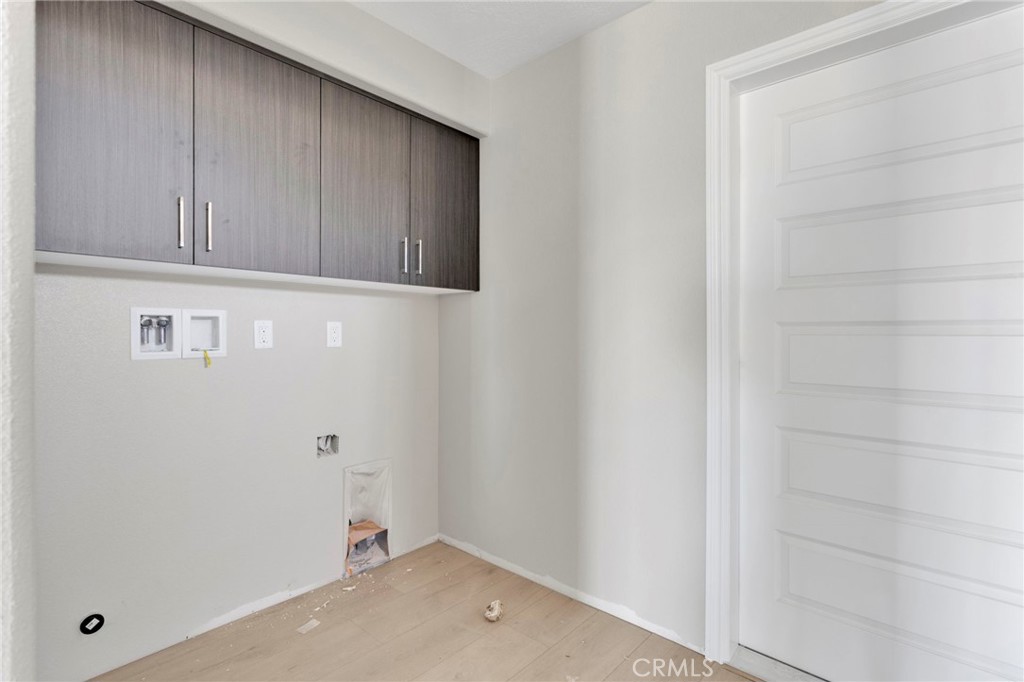 15025 Olive St Property Photo 6