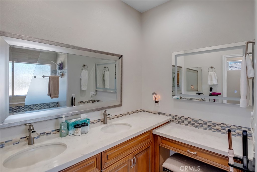 6910 Oak Vista Lane Property Photo 33