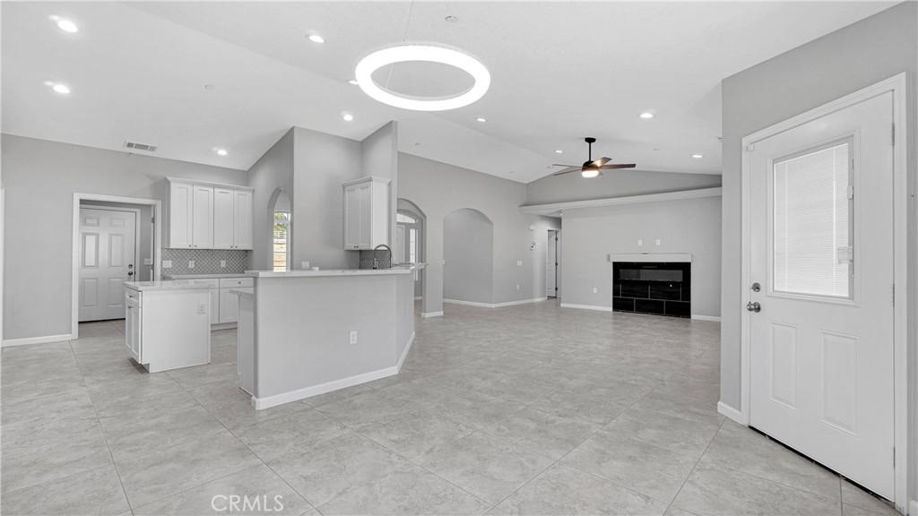 9040 10th Avenue Property Photo 18