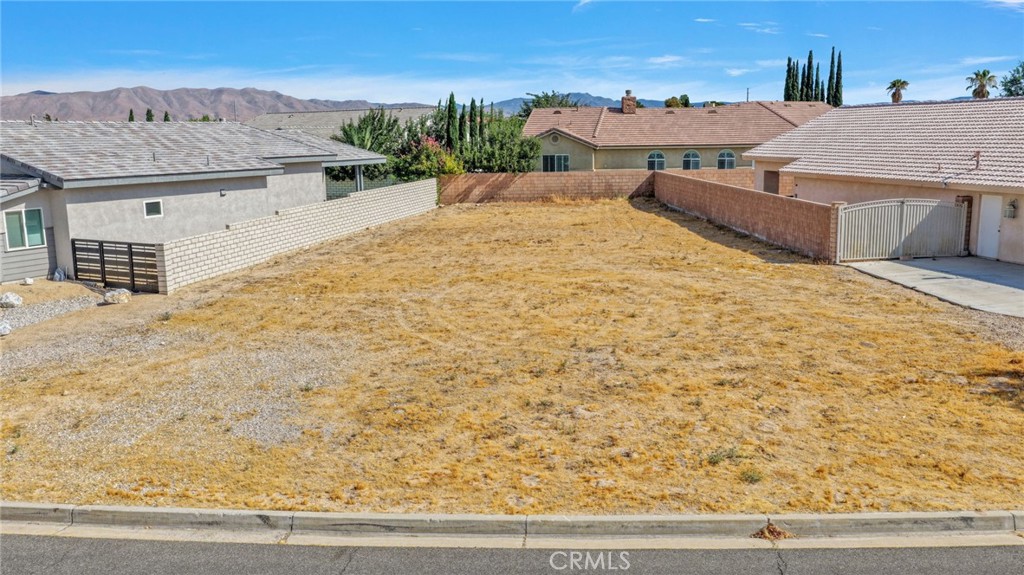 12977 Briarcliff Property Photo 1