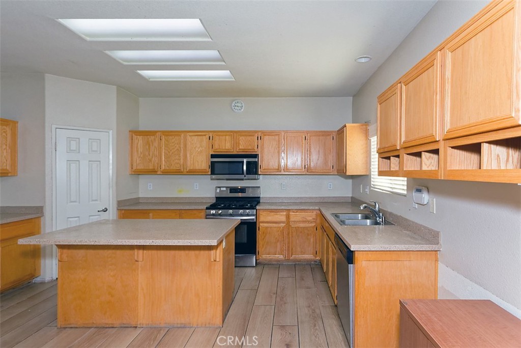 13073 Glendale Place Property Photo 8