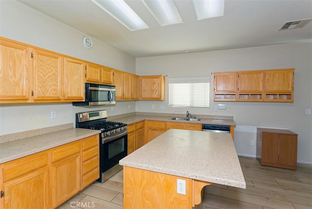 13073 Glendale Place Property Photo 9