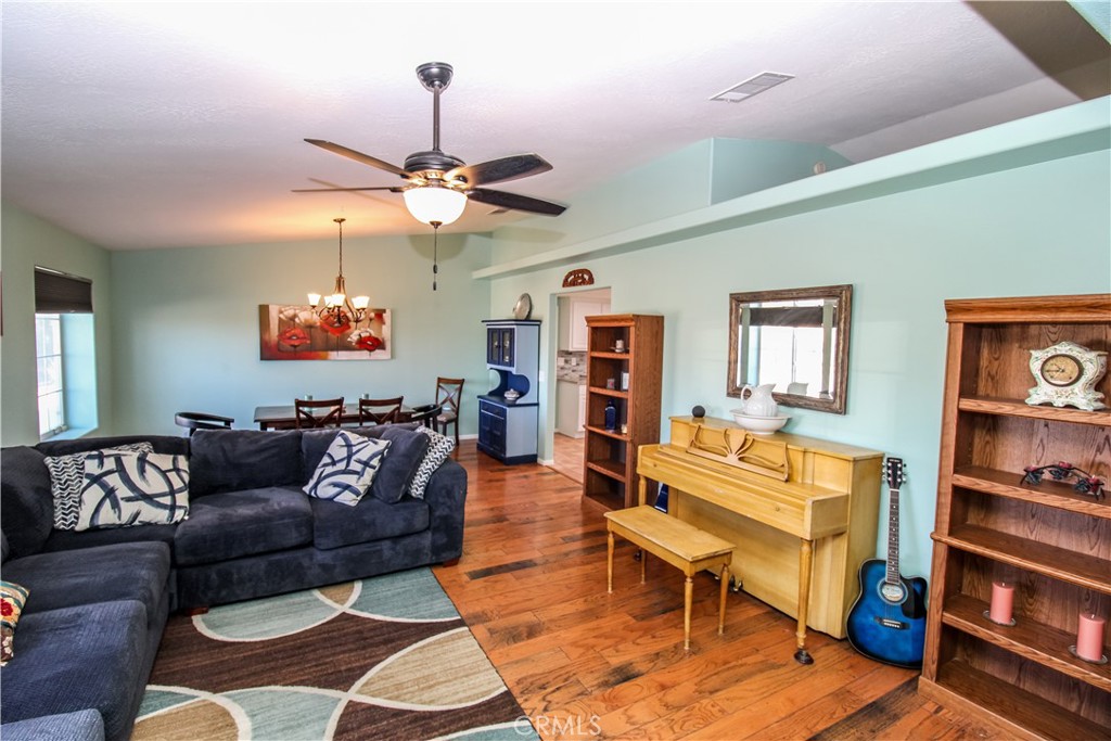 10972 Braceo Property Photo 4