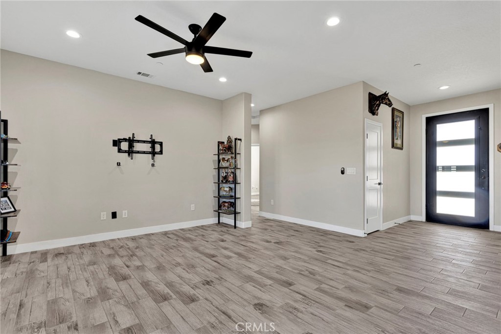 9831 Buttemere Property Photo 8