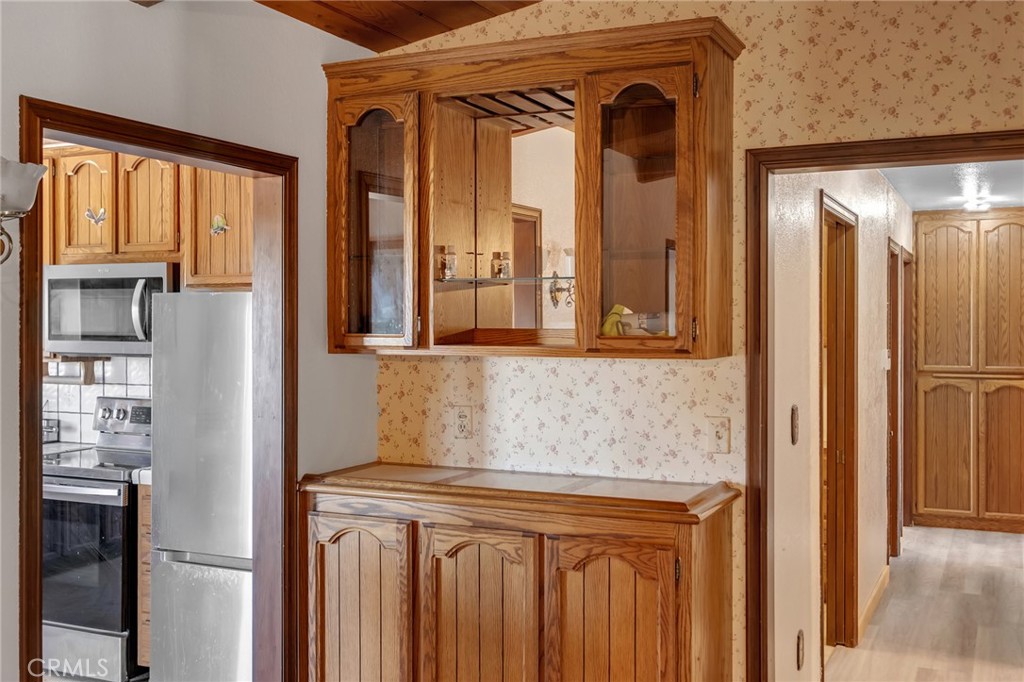 2722 Arrowhead Property Photo 5
