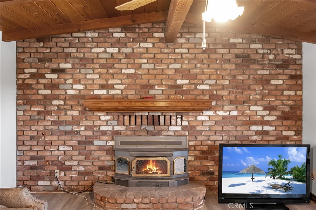 2722 Arrowhead Property Photo 6