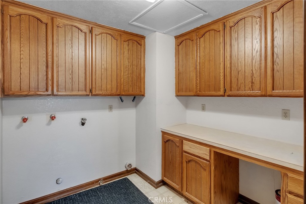 2722 Arrowhead Property Photo 11
