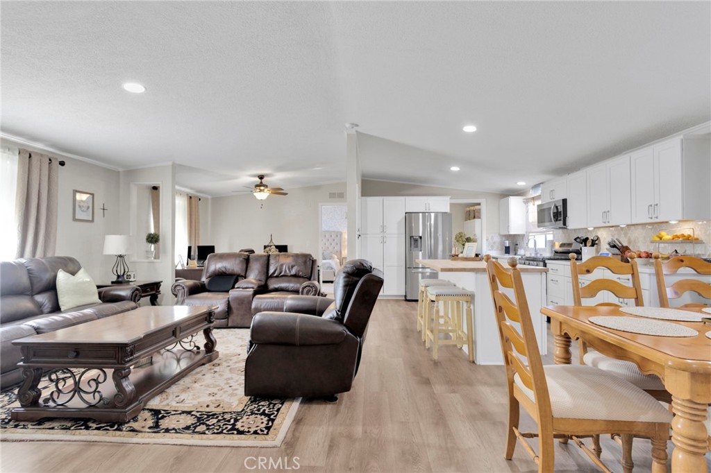 12245 Cordero Road Property Photo 5