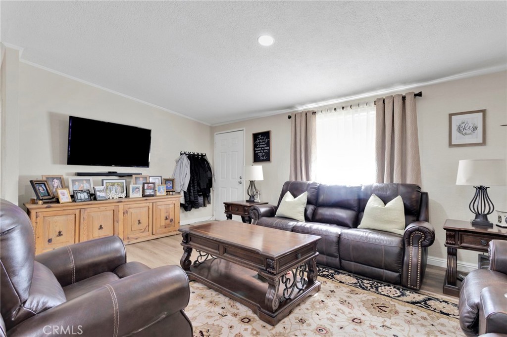12245 Cordero Road Property Photo 9