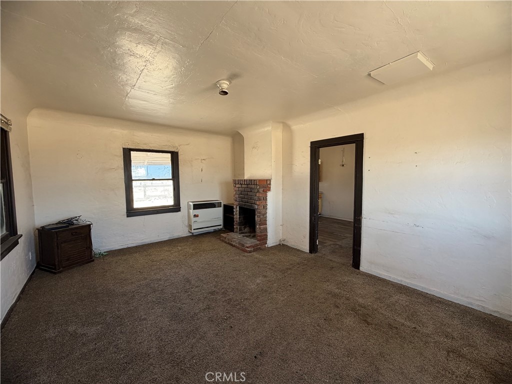 567 W Yermo Property Photo 5