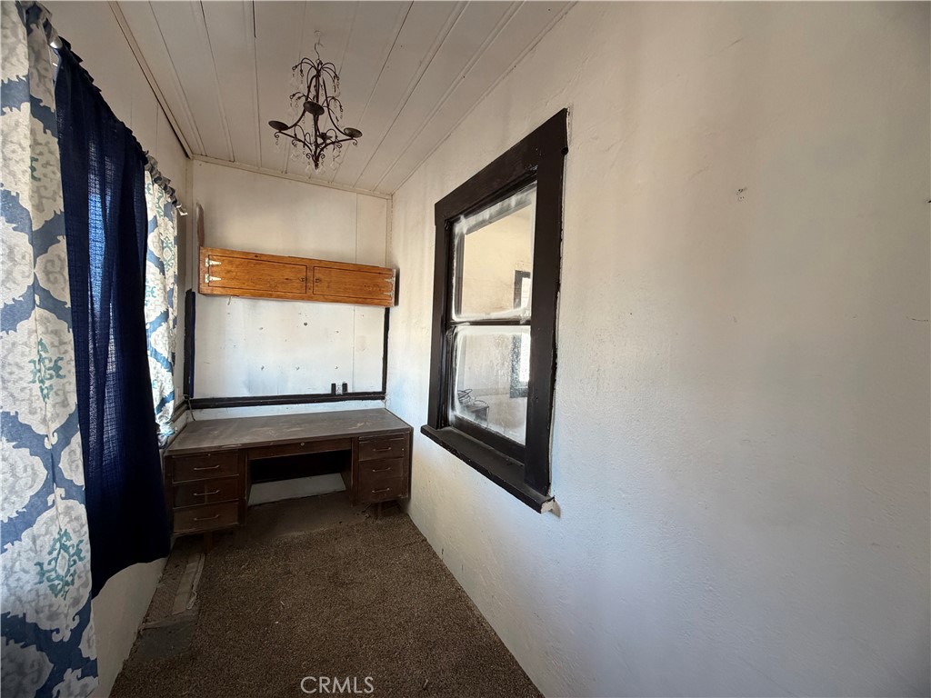 567 W Yermo Property Photo 9