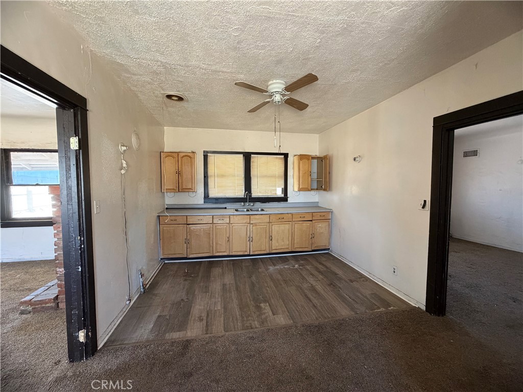 567 W Yermo Property Photo 12