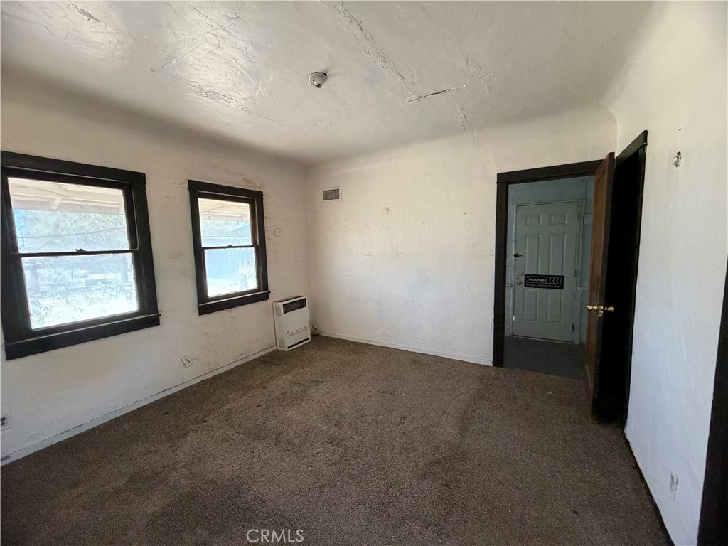 567 W Yermo Property Photo 14