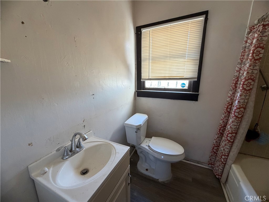 567 W Yermo Property Photo 15