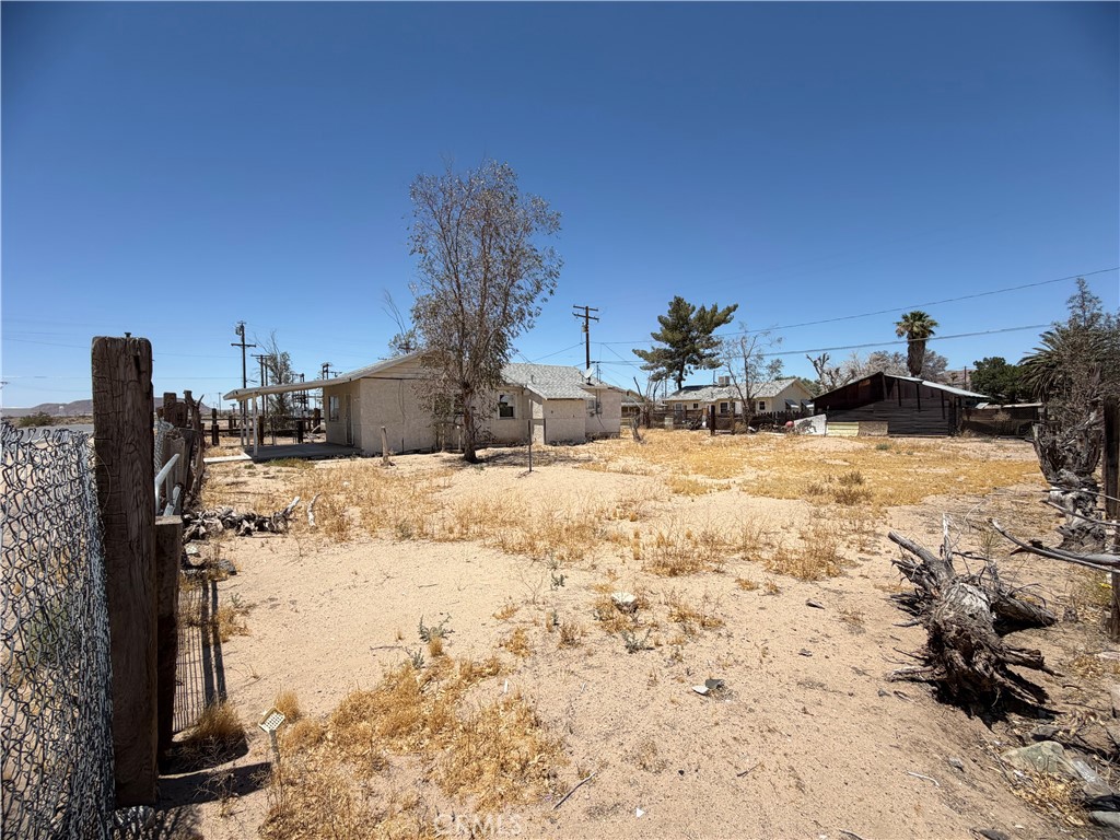 567 W Yermo Property Photo 35