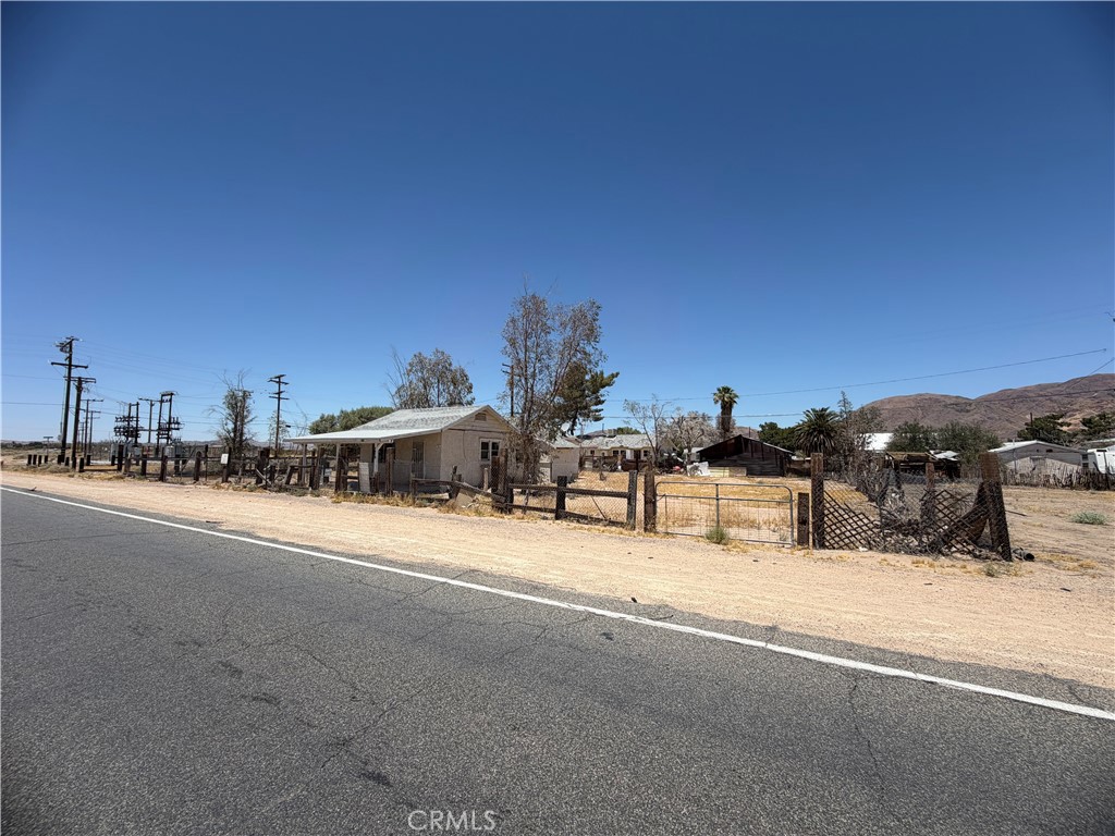 567 W Yermo Property Photo 36