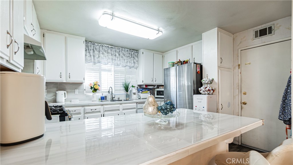 12450 Silverwood Property Photo 17
