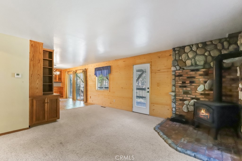 21645 Jobs Peak Road Property Photo 7