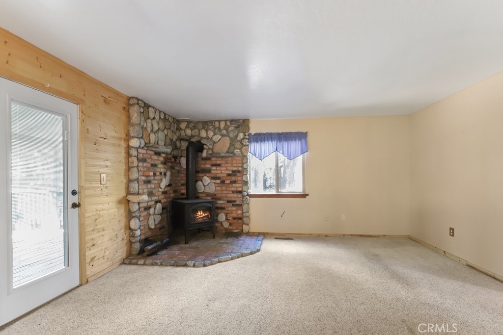 21645 Jobs Peak Road Property Photo 8