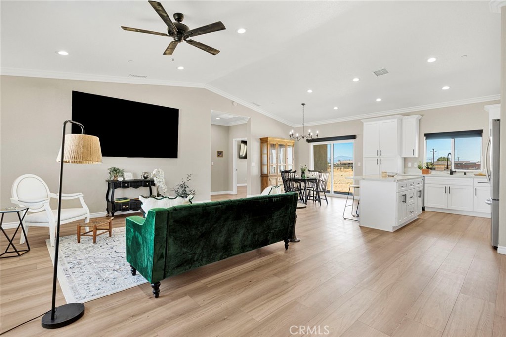 10770 Chipmunk Property Photo 6