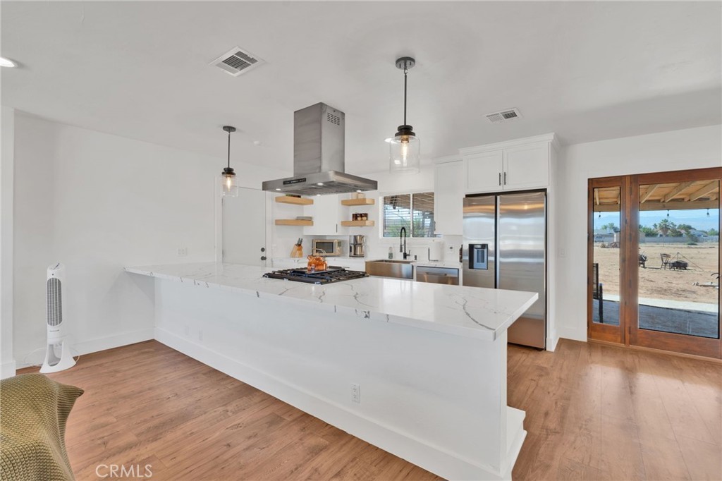 15075 Flathead Road Property Photo 7