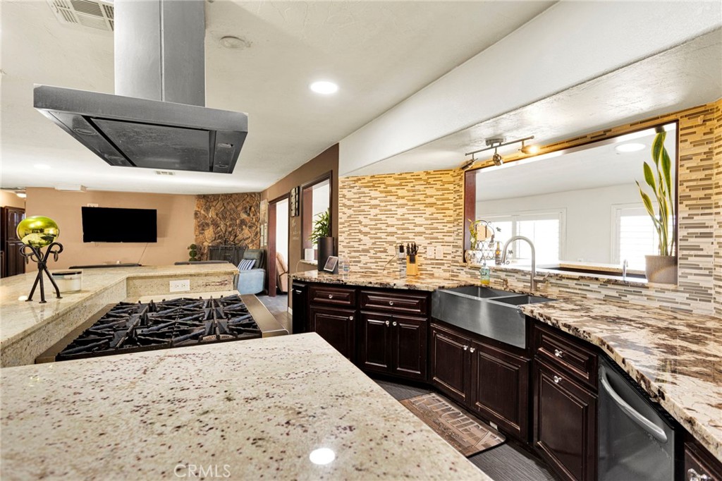10080 Deep Creek Road Property Photo 14