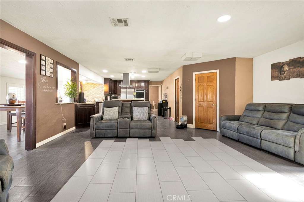 10080 Deep Creek Road Property Photo 17
