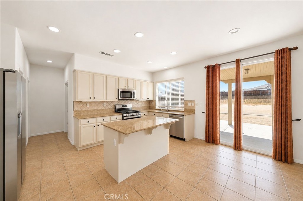 8168 April Property Photo 8