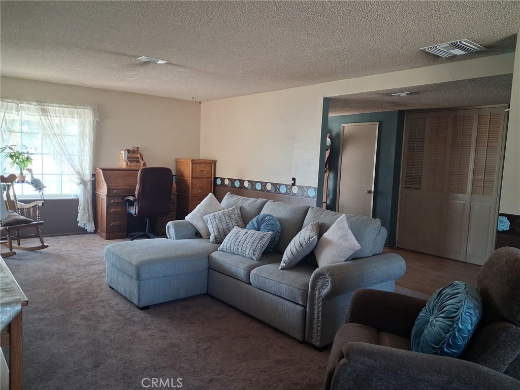 11448 Mojave Drive Property Photo 9
