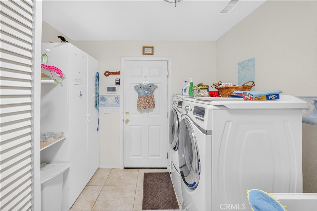 26760 Cinch Property Photo 17