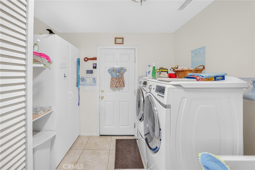 26760 Cinch Property Photo 17