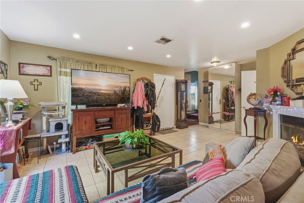 8439 Sunset Trail B Property Photo 9