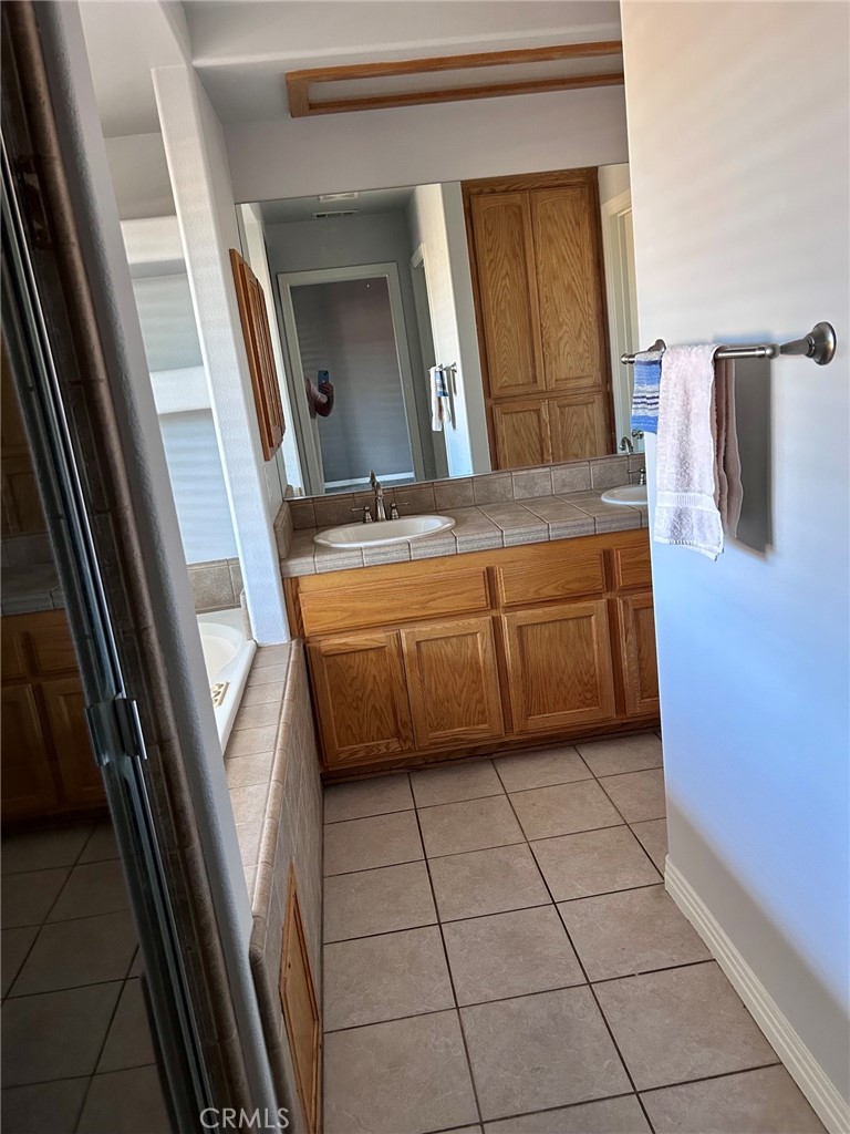 13565 Farmington Street Property Photo 15