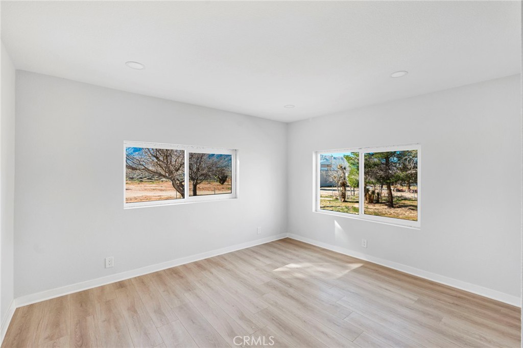 30263 State Highway 18 Property Photo 22