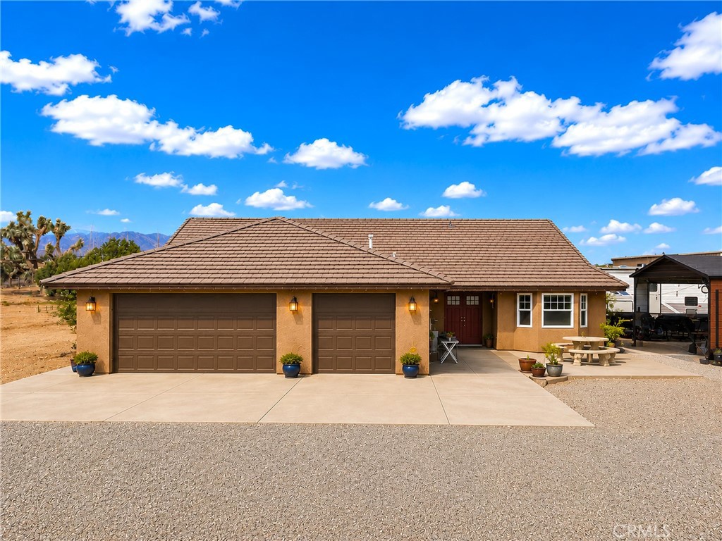 6738 Tamarisk Avenue Property Photo 1