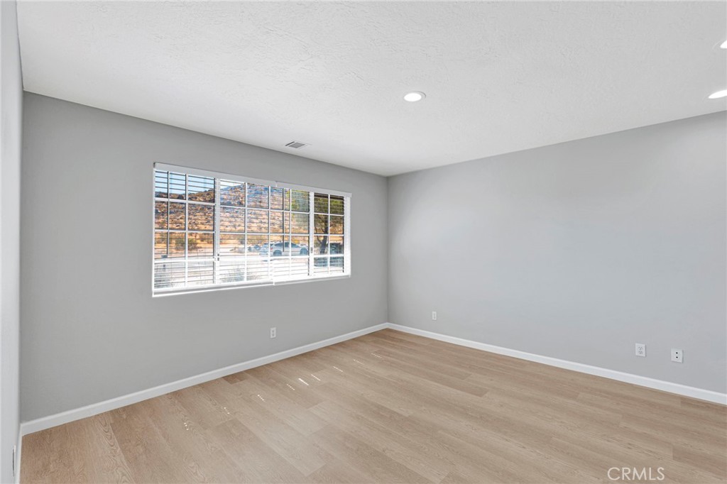 16731 Iwa Road Property Photo 28
