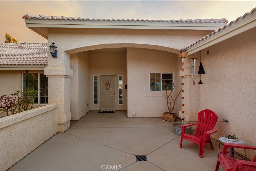 23355 Cuyama Property Photo 6
