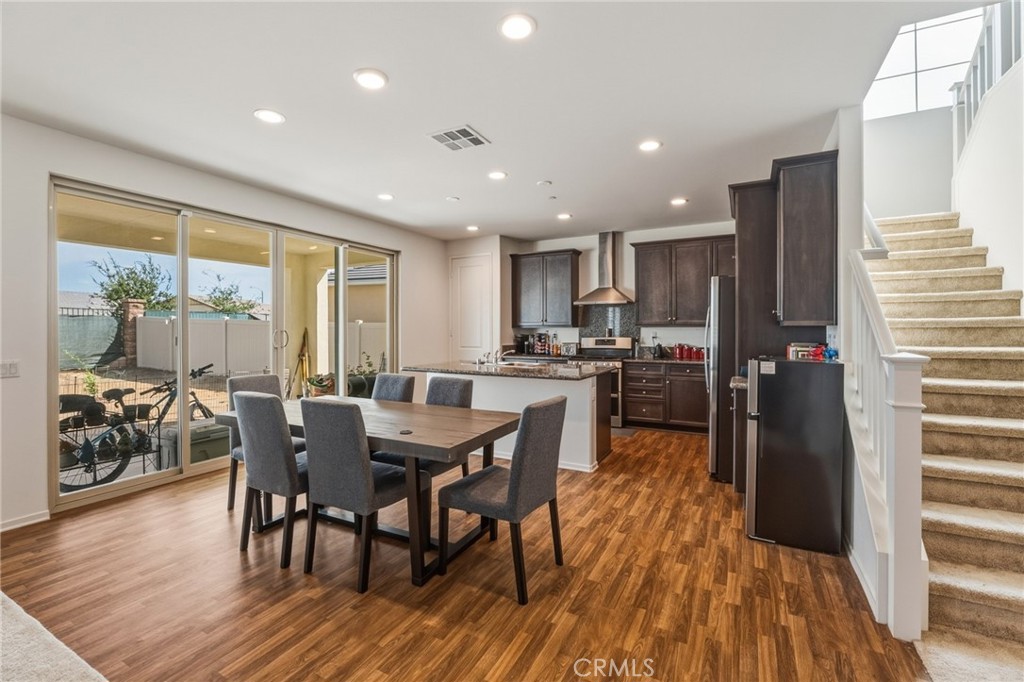 575 Feeder Property Photo 3