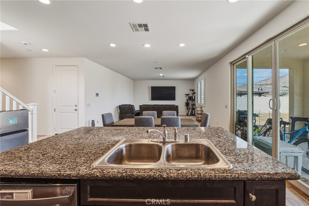 575 Feeder Property Photo 9