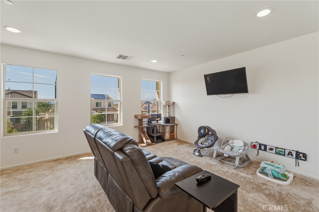 575 Feeder Property Photo 17