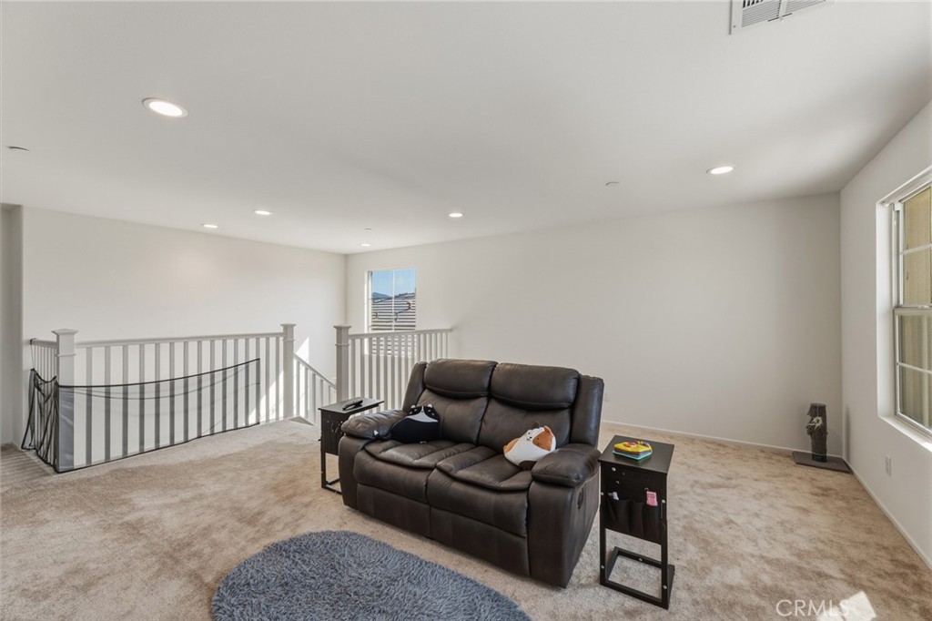 575 Feeder Property Photo 18