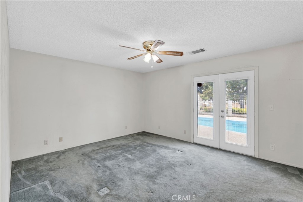 23333 Taos Property Photo 26
