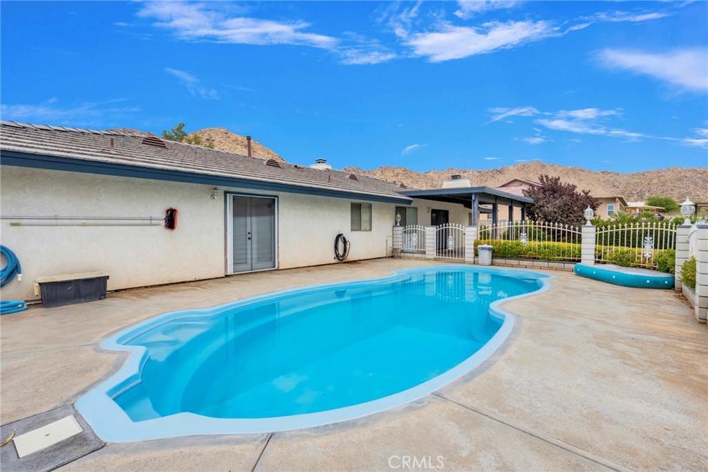 23333 Taos Property Photo 48