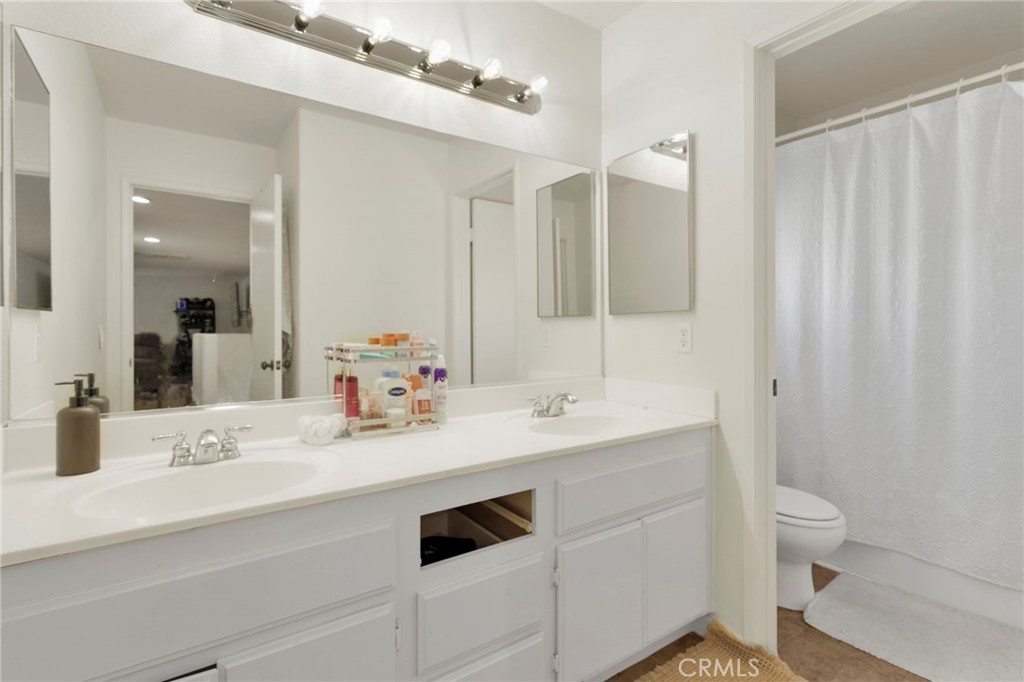 16450 Burwood Street Property Photo 41