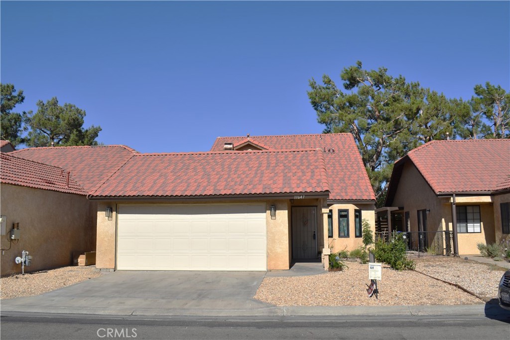 11647 Pepper Lane Property Photo 2