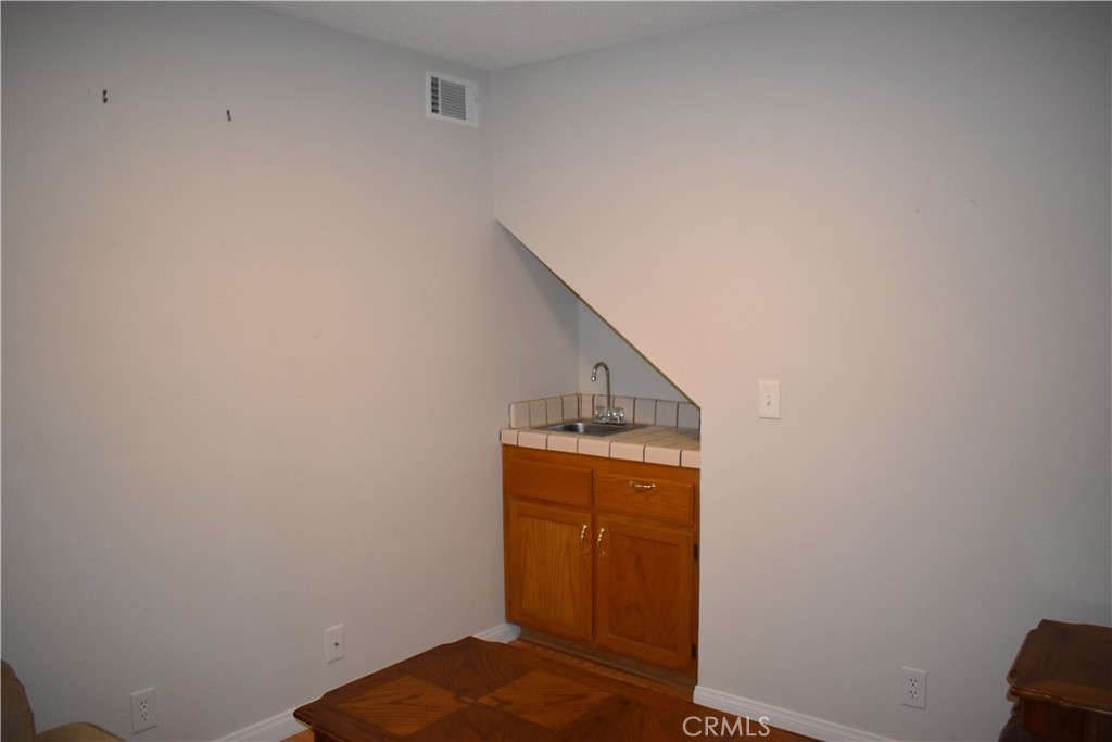 11647 Pepper Lane Property Photo 9