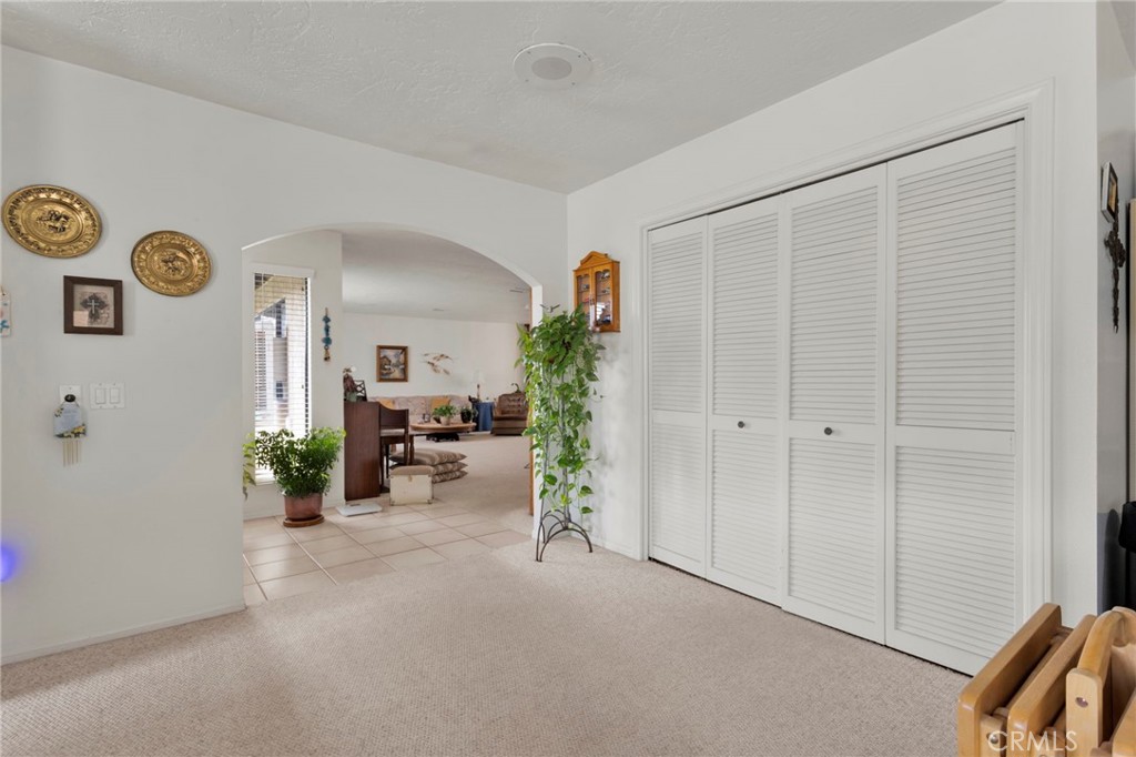 17994 Pine Street Property Photo 13