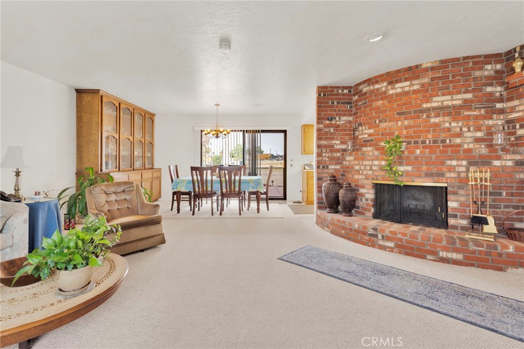 17994 Pine Street Property Photo 17