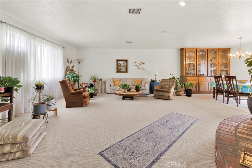 17994 Pine Street Property Photo 19