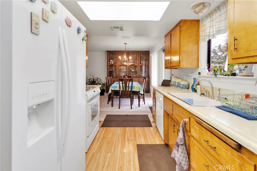 17994 Pine Street Property Photo 25
